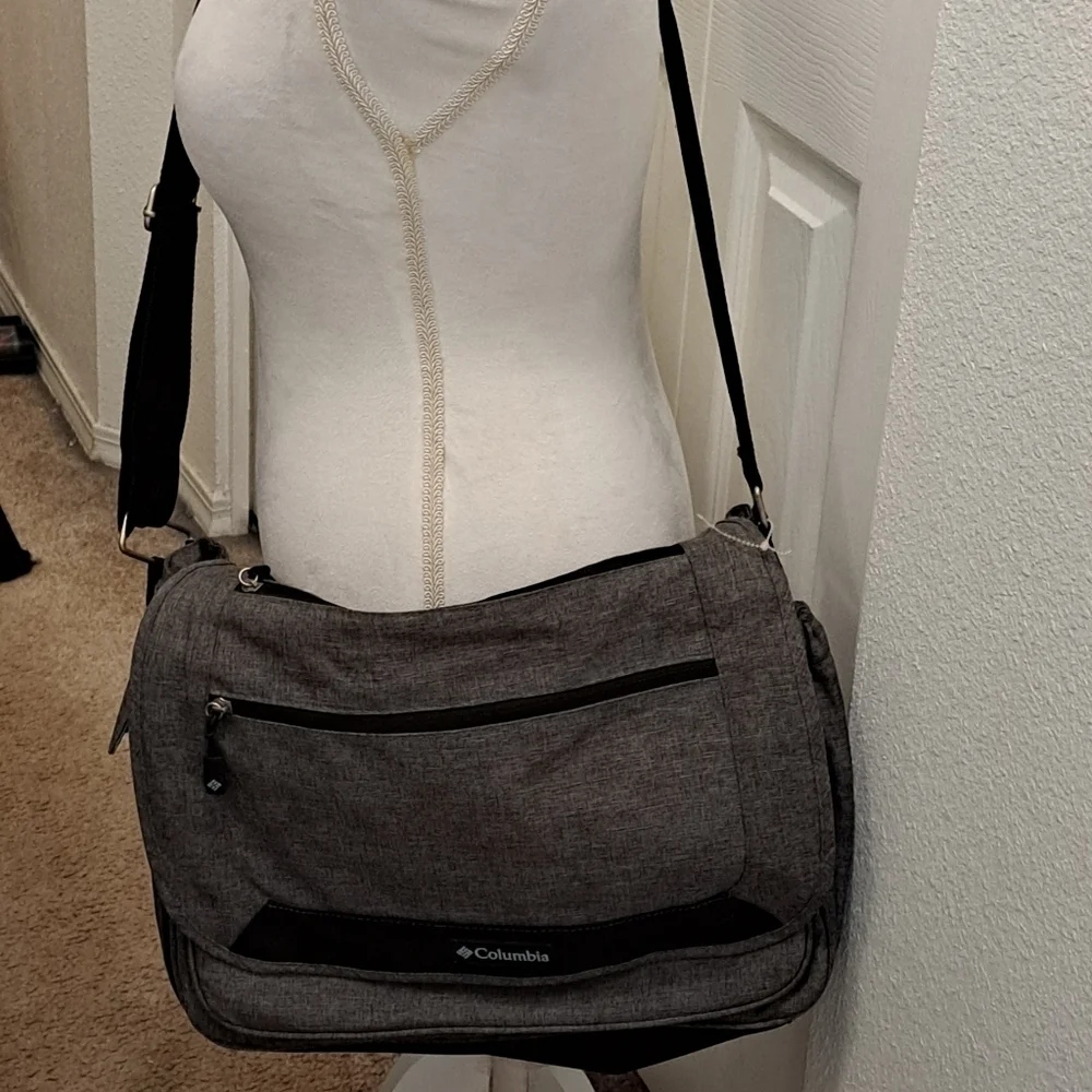 Columbia Grey & Black Messenger/Shoulder Bag